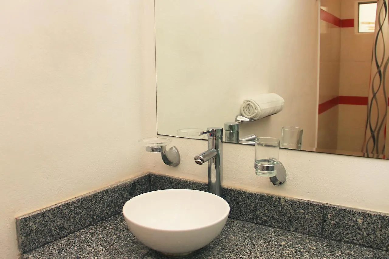 Xell Suites & Hotel Playa del Carmen