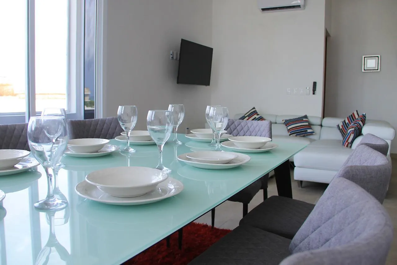 Xell Suites & Hotel Playa del Carmen
